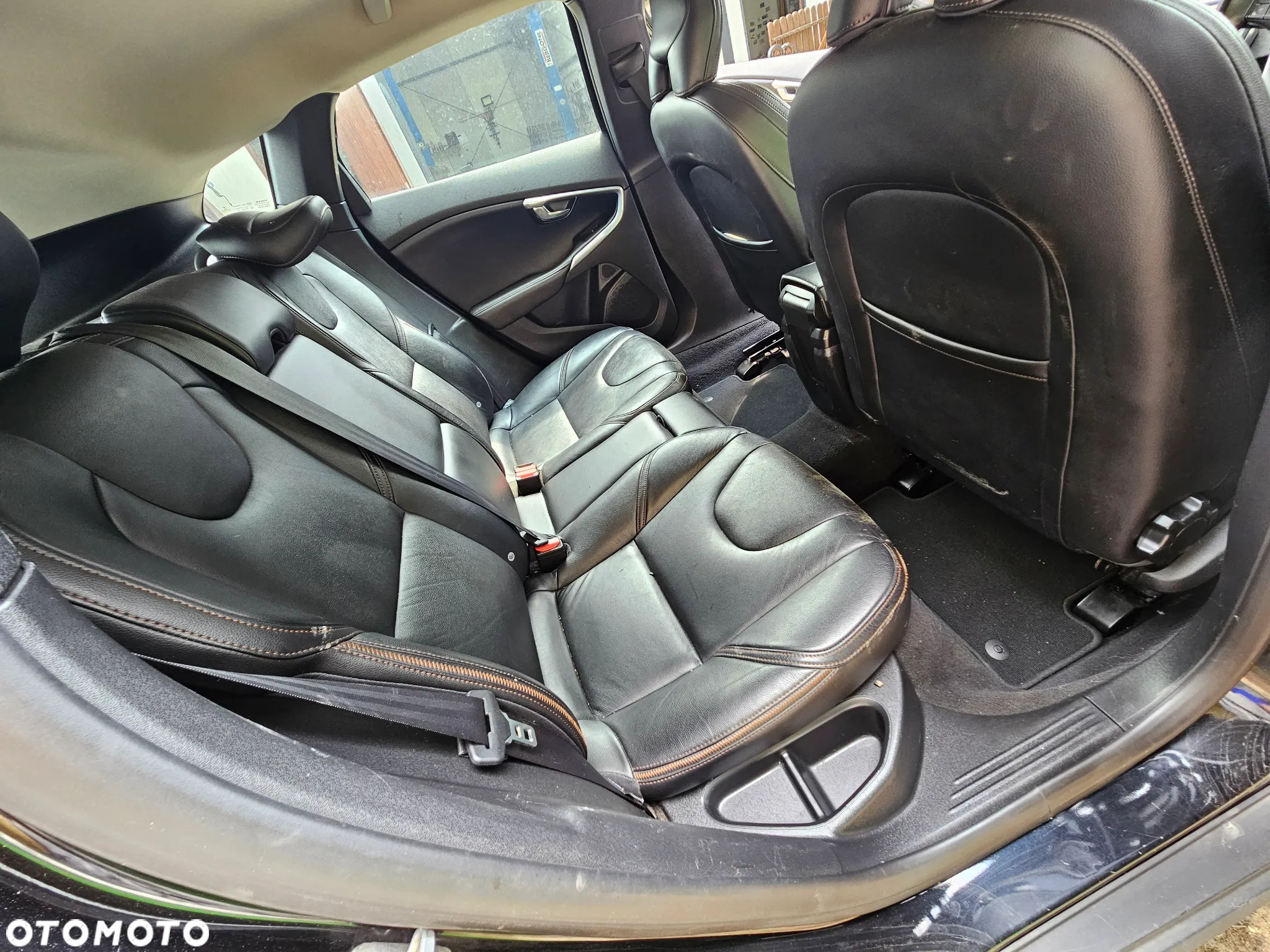 KANAPA FOTELE KPL SKÓRA B.ŁADNE  VOLVO V40 II CROSS COUNTRY  EU 13-19 RADOM - 2