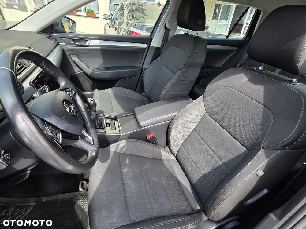 Skoda Superb 1.5 TSI ACT Ambition - 2