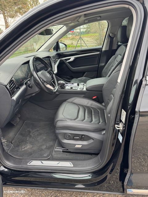 VW Touareg V6 e-Hybrid OPF 4Motion Aut. Elegance FINAL EDITION - 6