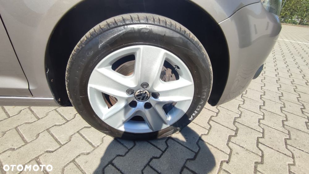 Volkswagen Golf Plus 1.4 TSI DSG Comfortline - 34