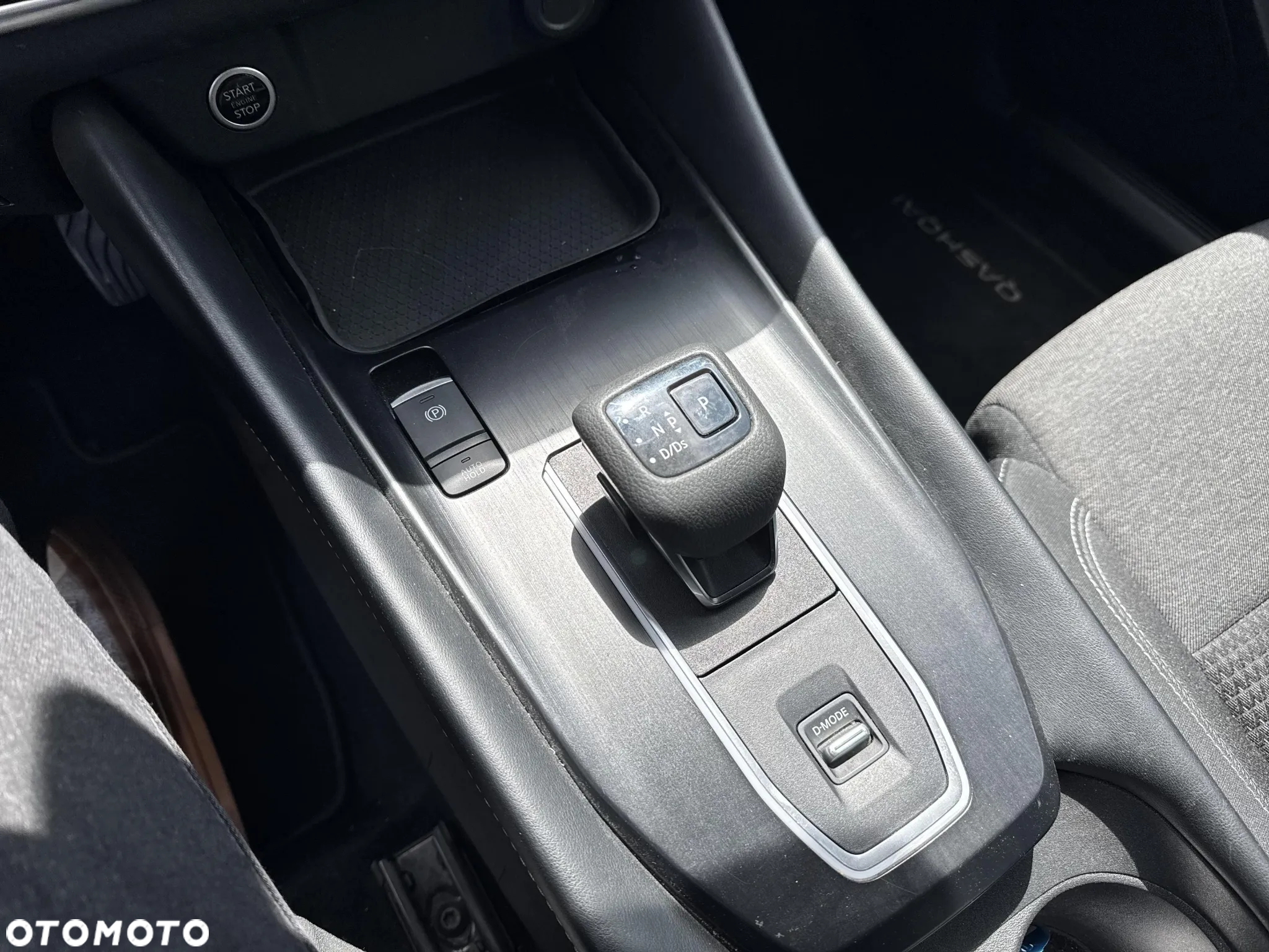 Nissan Qashqai 1.3 DIG-T mHEV N-Connecta Xtronic - 18