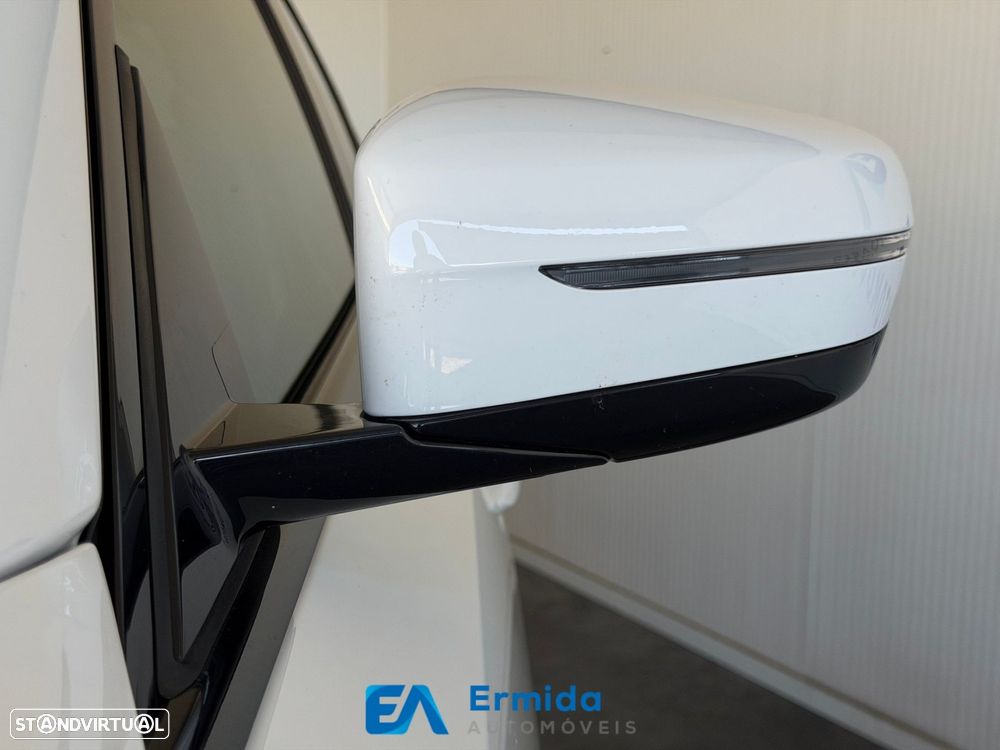 BMW 330 - 13