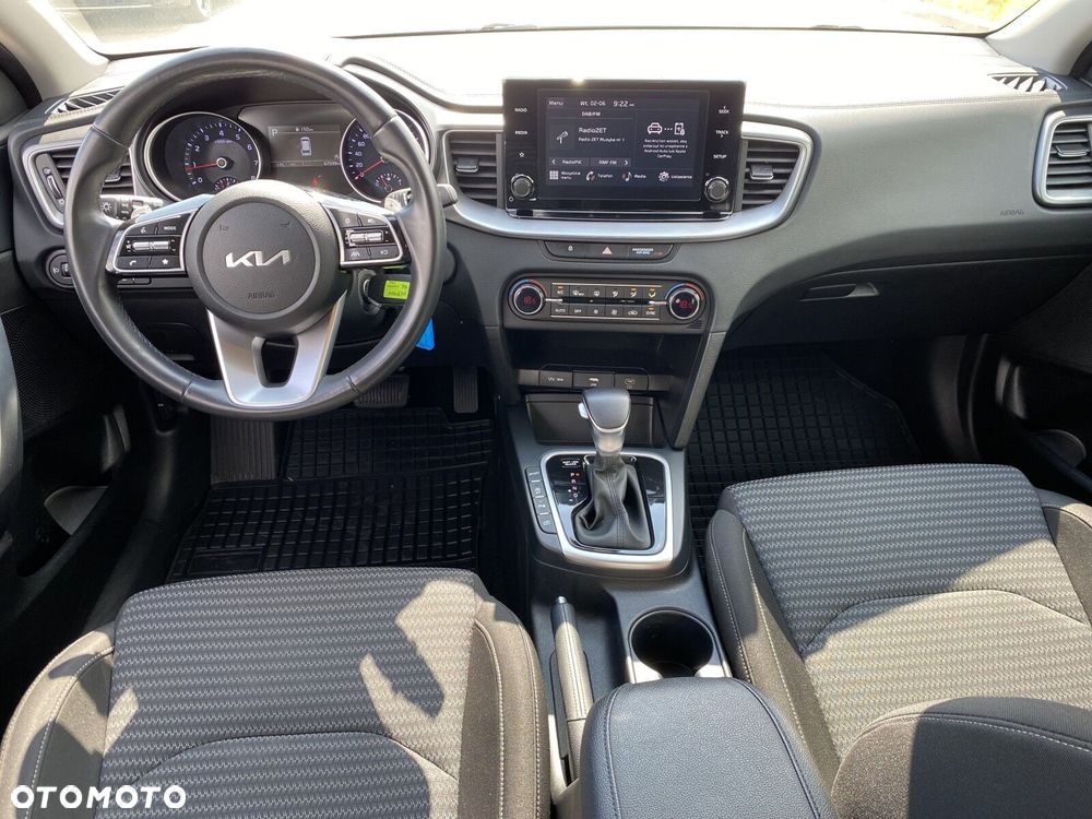 Kia Ceed - 12