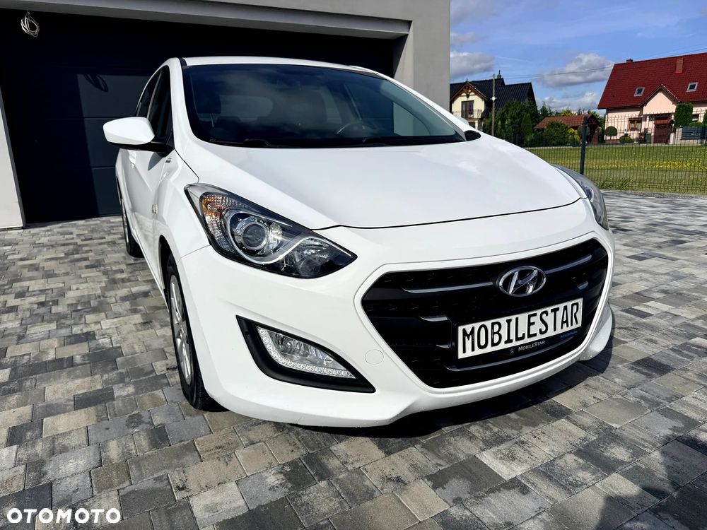 Hyundai i30 1.4 Family - 15