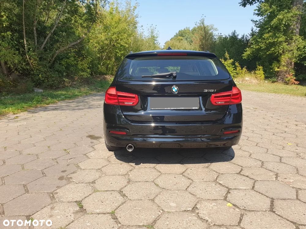 BMW Seria 3 318i - 6