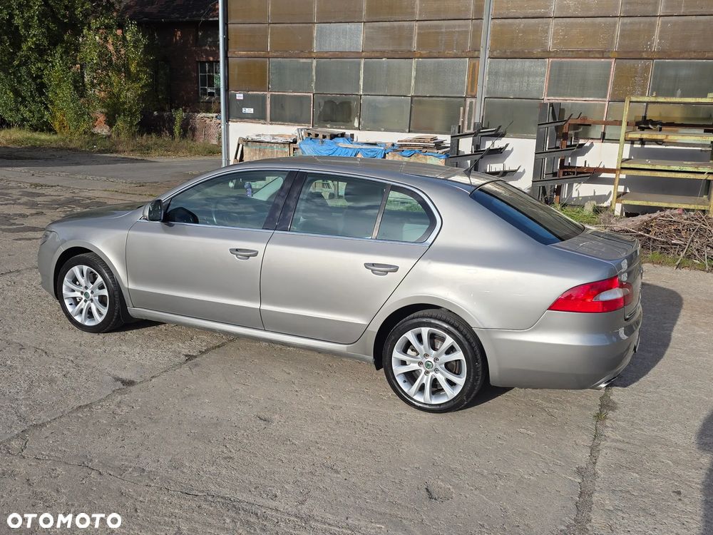 Skoda Superb - 36