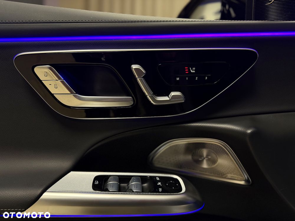 Mercedes-Benz Klasa E 220 d mHEV 4-Matic AMG 9G-Tronic - 20