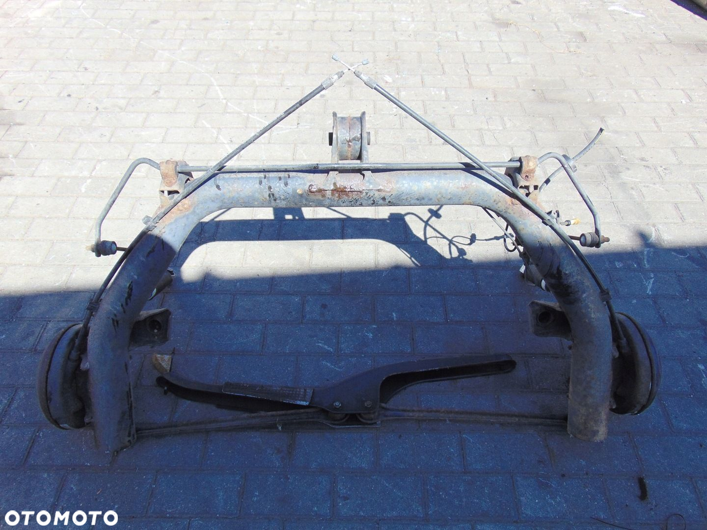 ZAWIESZENIE TYLNE OŚ ŁAWA SANKI TYŁ SMART FORTWO I 450 LIFT EUROPA - 3