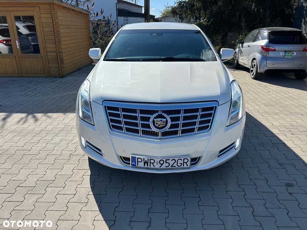 Cadillac XTS - 15