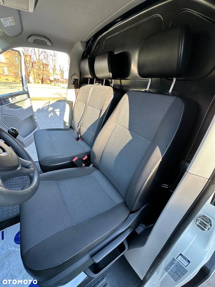Volkswagen T6 - 19