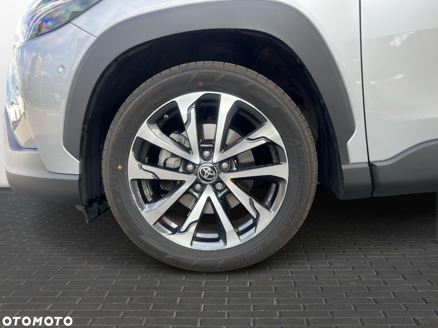 Toyota Corolla Cross - 19