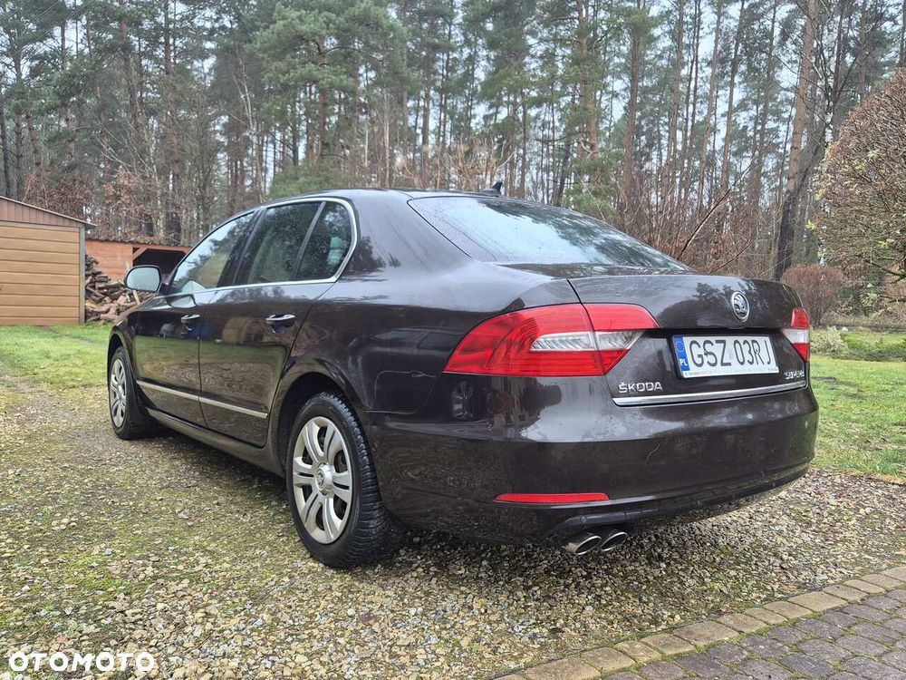 Skoda Superb 2.0 TDI Elegance - 3