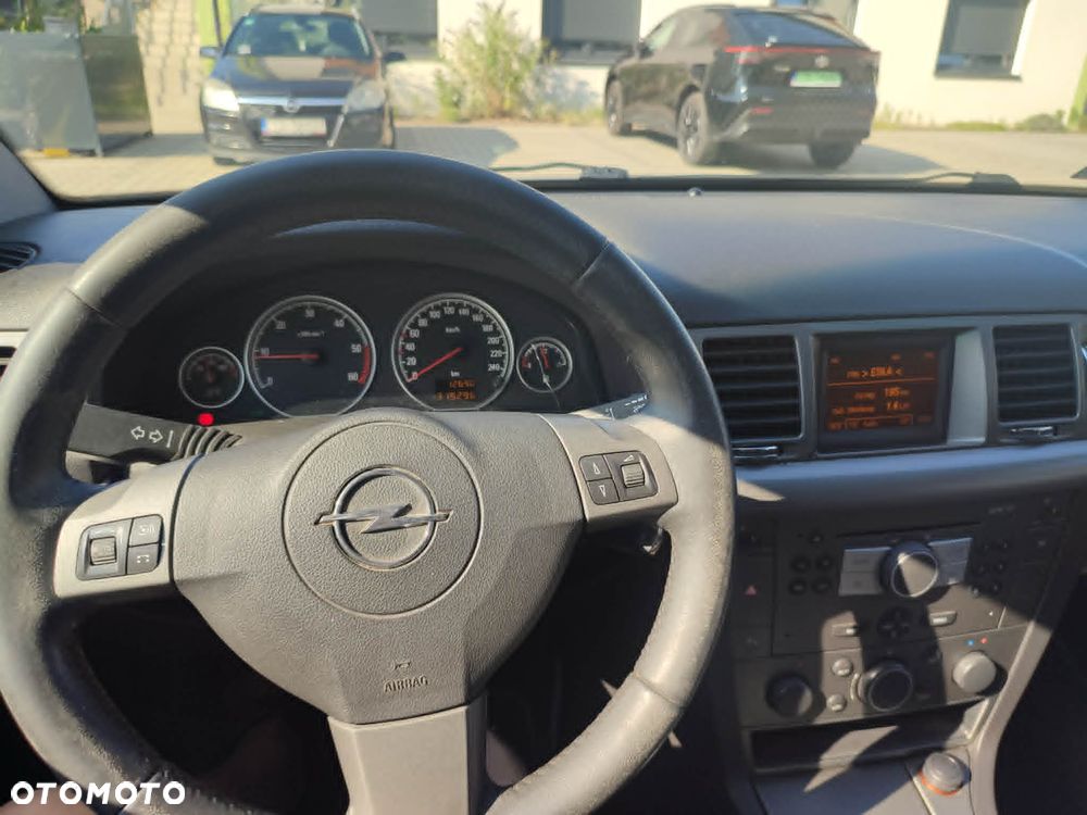 Opel Vectra 1.9 CDTI Cosmo - 11