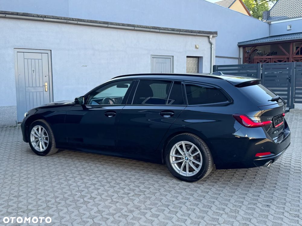 BMW Seria 3 318i Business Edition - 16