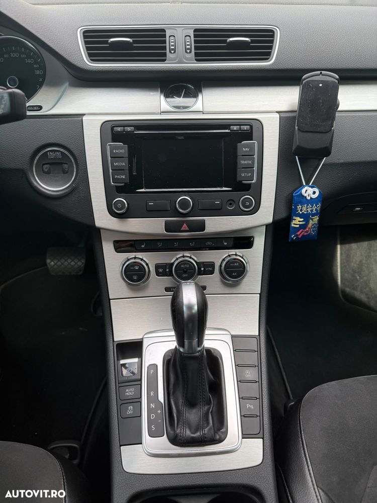 Volkswagen Passat 2.0 TDI DSG BlueMotion Technology Comfortline - 7