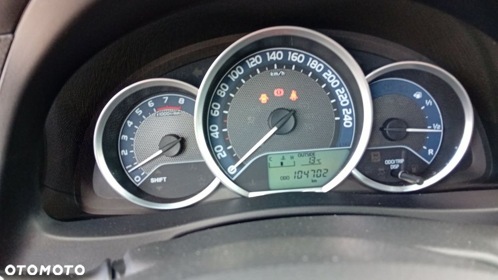 Toyota Auris 1.33 VVT-i - 9