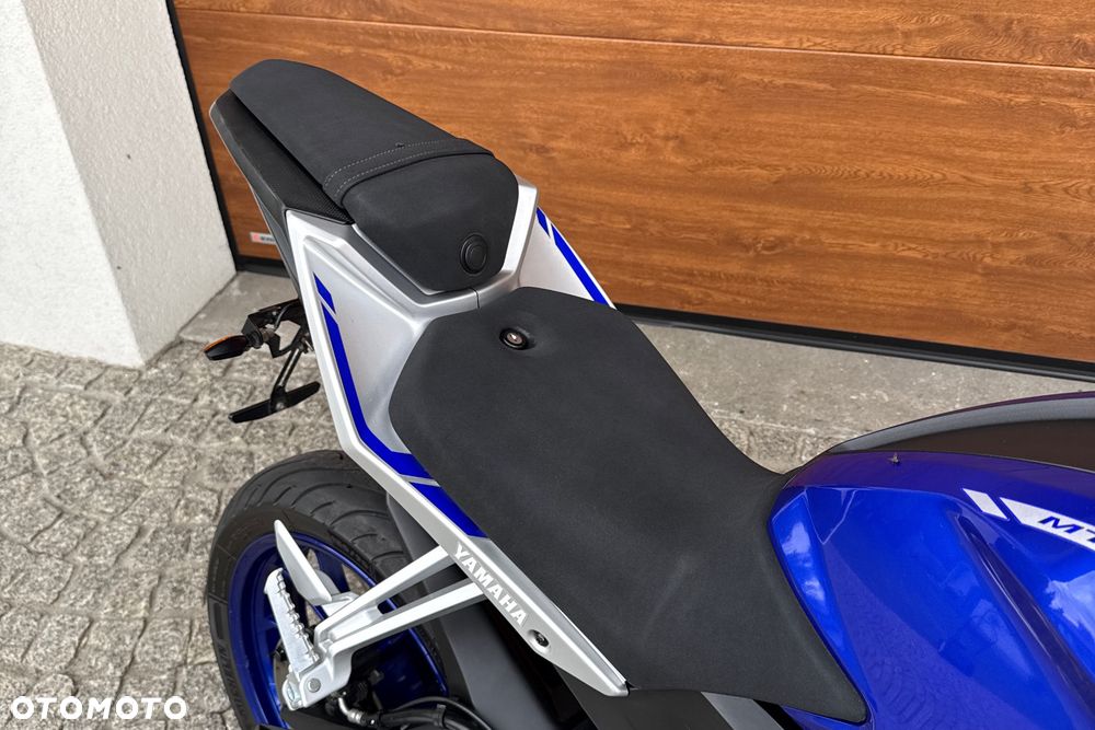 Yamaha MT - 12