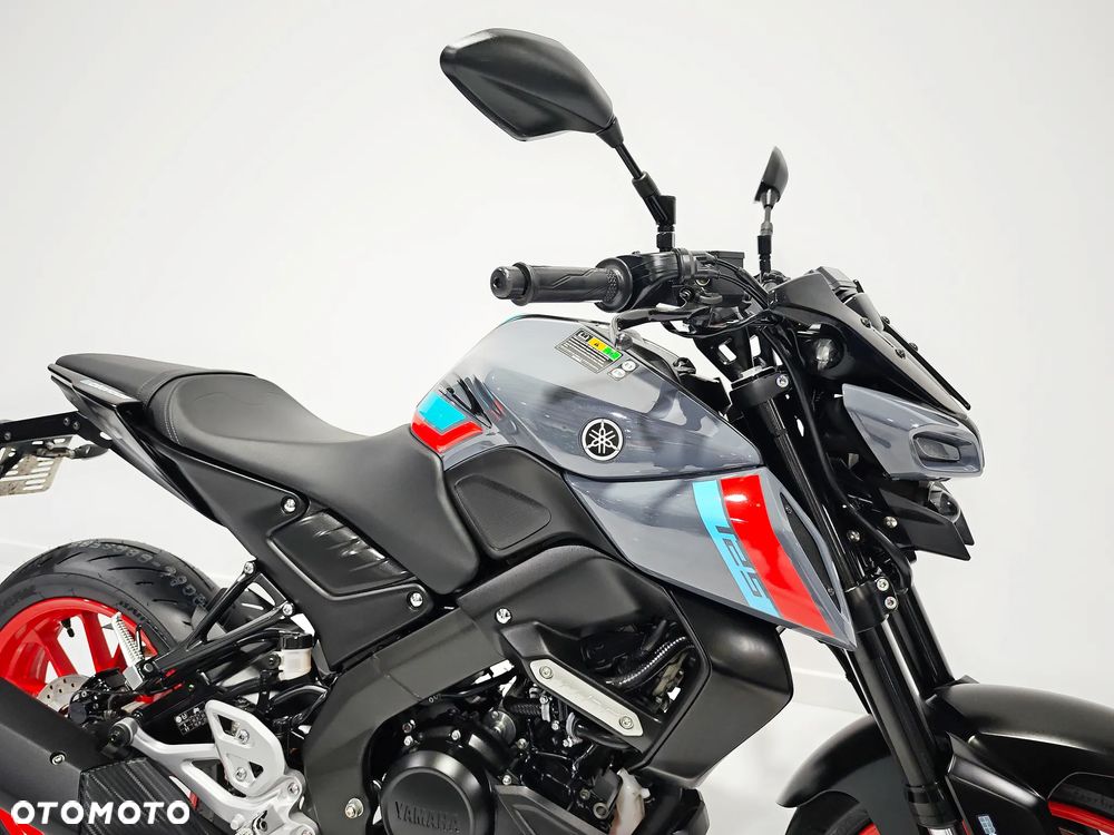 Yamaha MT - 12