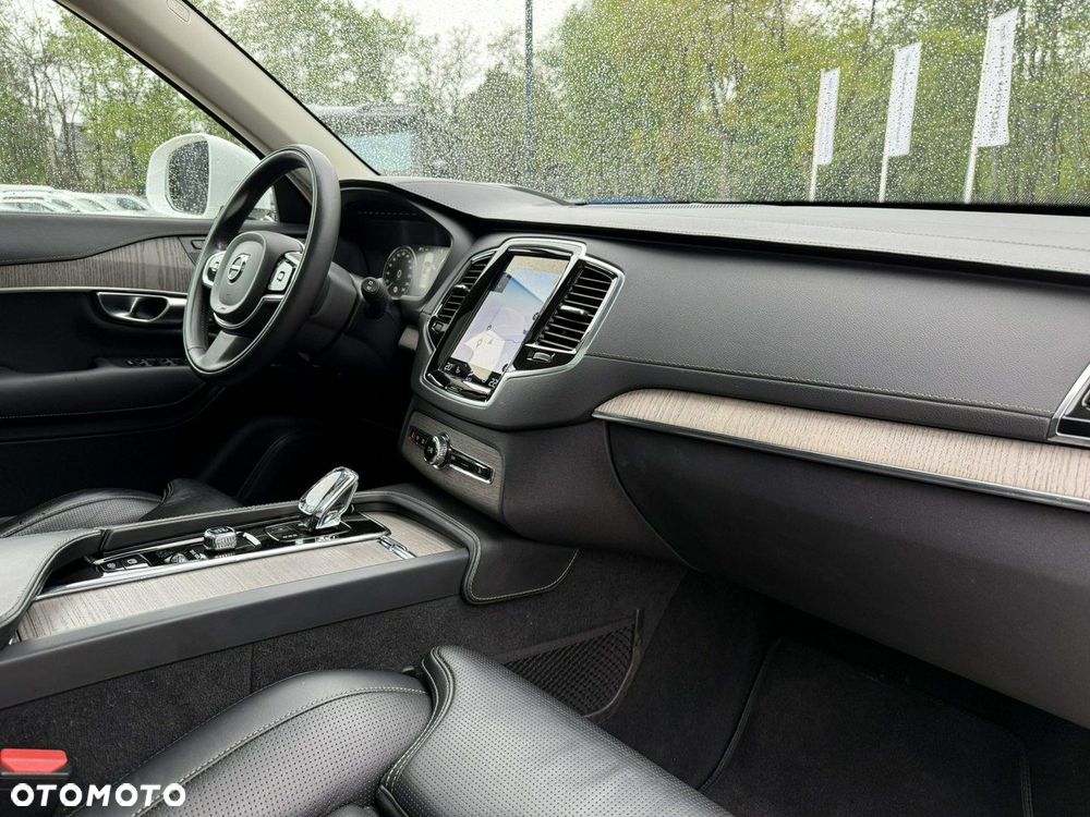 Volvo XC 90 - 20