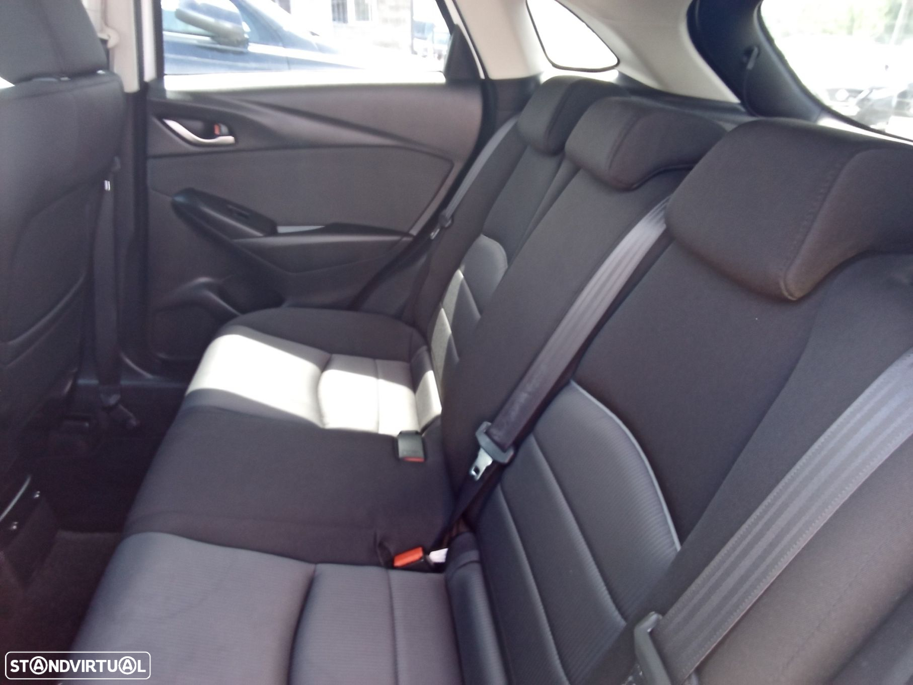 Mazda CX-3 1.5 Sky.Evolve Navi - 30