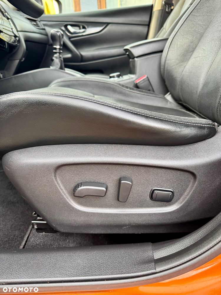 Nissan X-Trail 1.6 DCi Tekna 4WD - 20