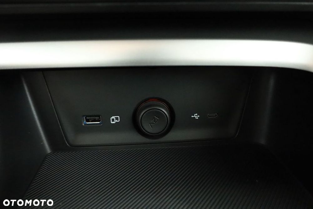 MG ZS 1.5 HEV+ Exclusive - 20