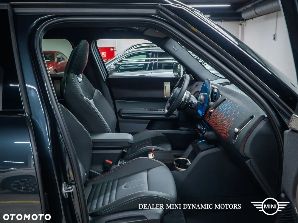 MINI Countryman S ALL4 John Cooper Works Trim - 21