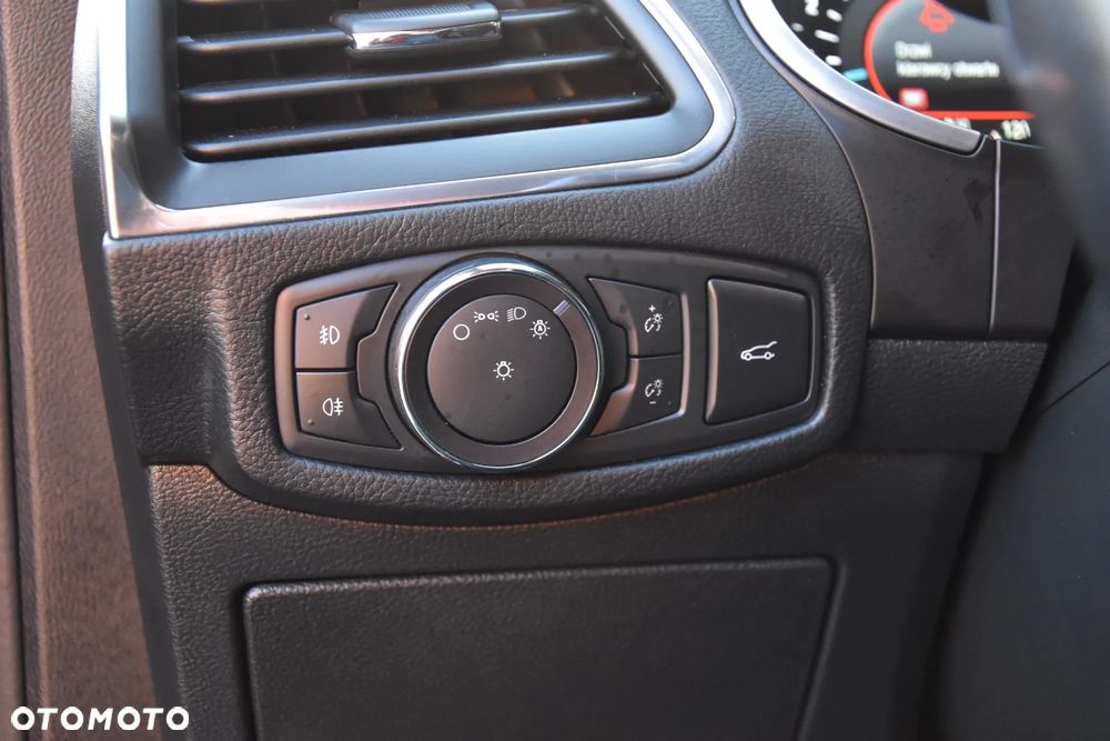 Ford S-Max 2.0 TDCi Titanium - 30