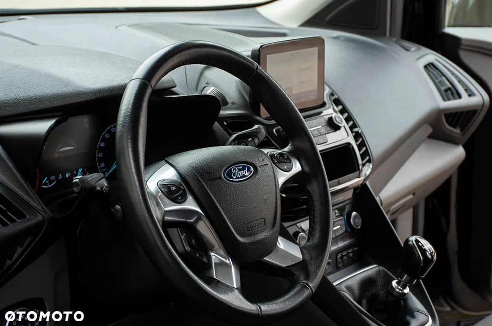 Ford Tourneo Connect 1.5 EcoBlue Start-Stop Titanium - 34
