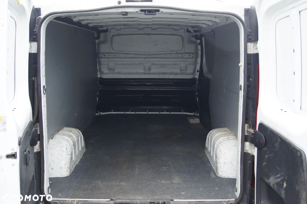 Renault TRAFIC - 11