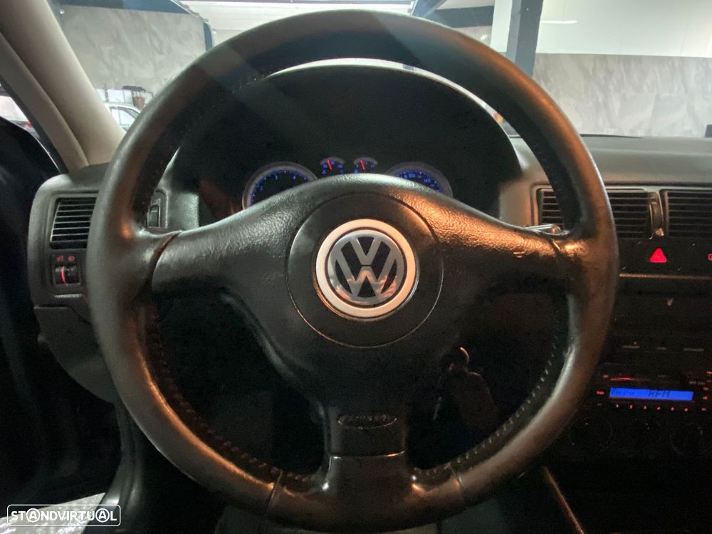 VW Golf 1.4i Confortline JE+AC - 11