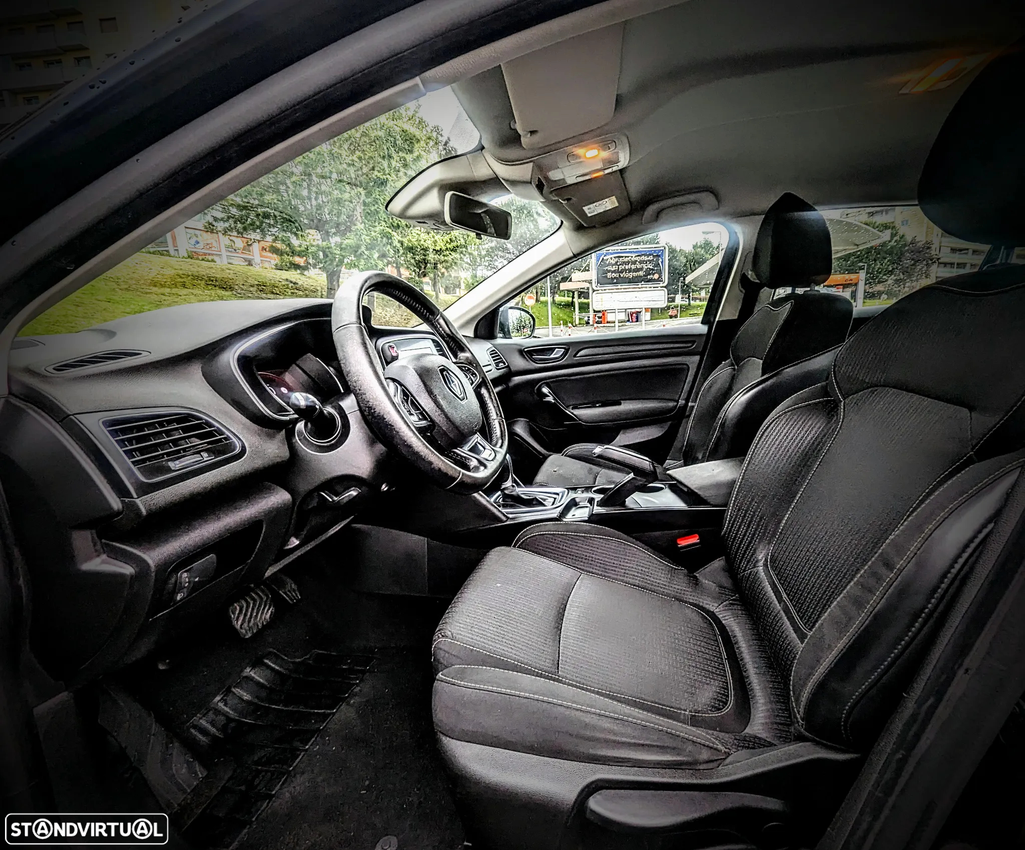 Renault Mégane ENERGY dCi 110 EDC LIMITED - 5