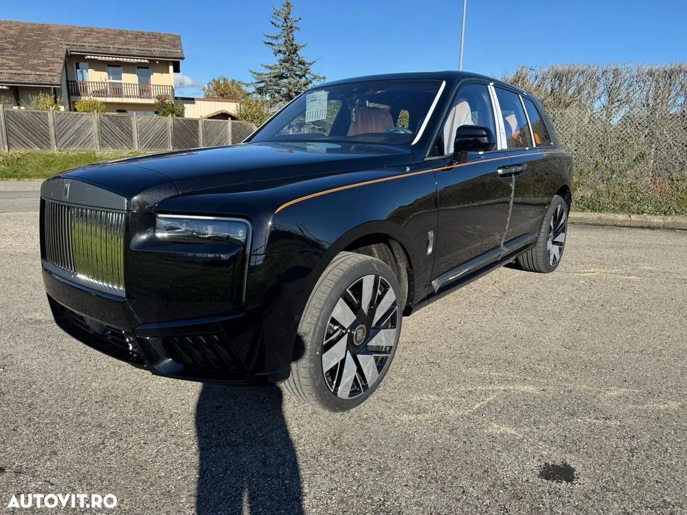 Rolls-Royce Cullinan - 4