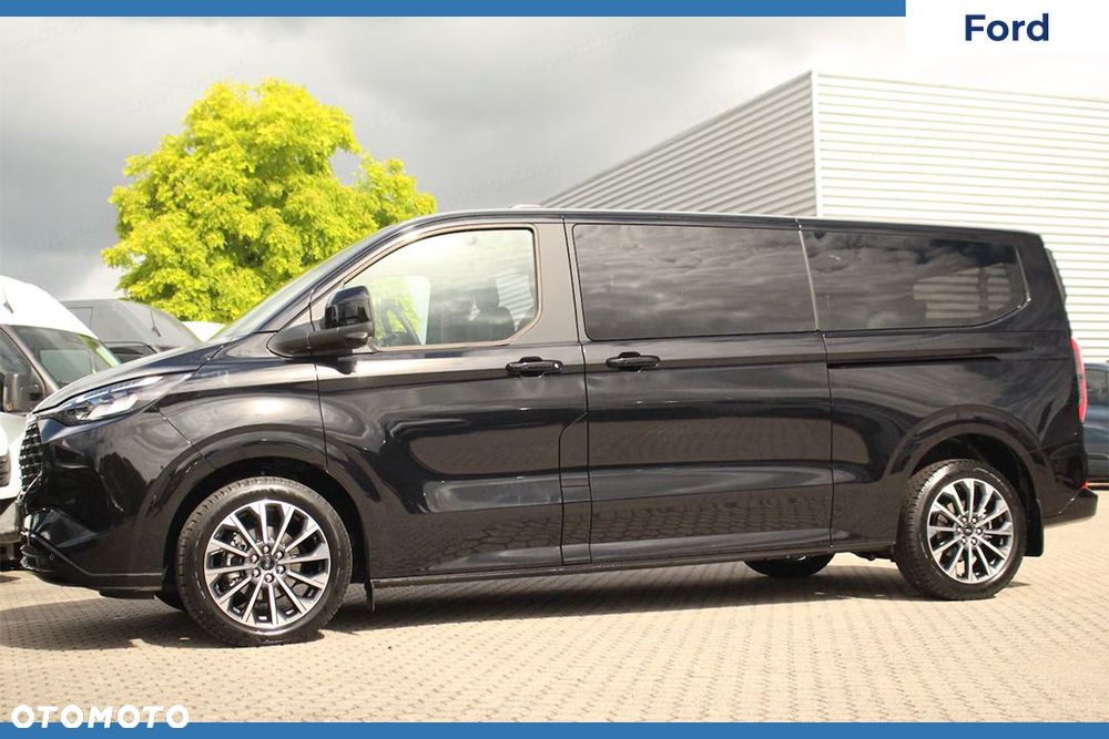 Ford Tourneo Custom - 5