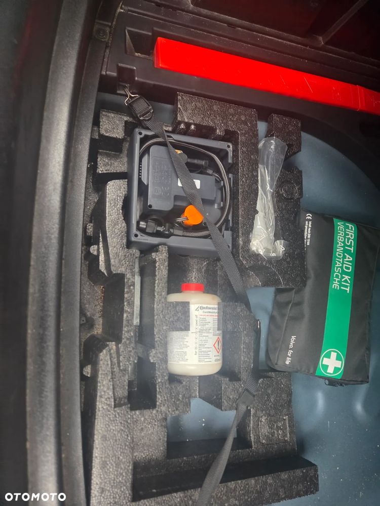 Volvo V40 D2 Ocean Race - 35