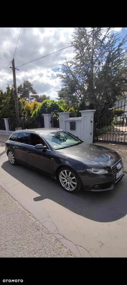 Audi A4 Avant 2.0 TDI DPF quattro - 1