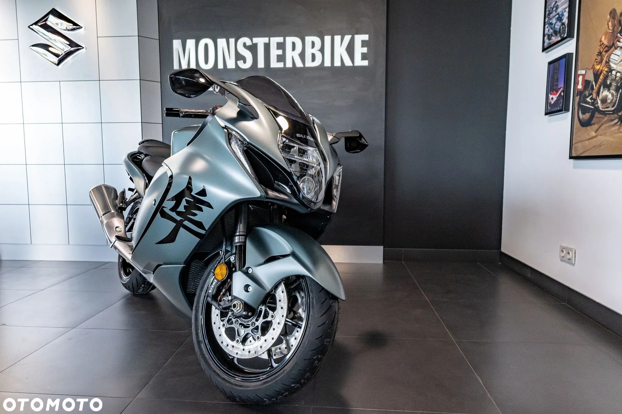 Suzuki Hayabusa - 1