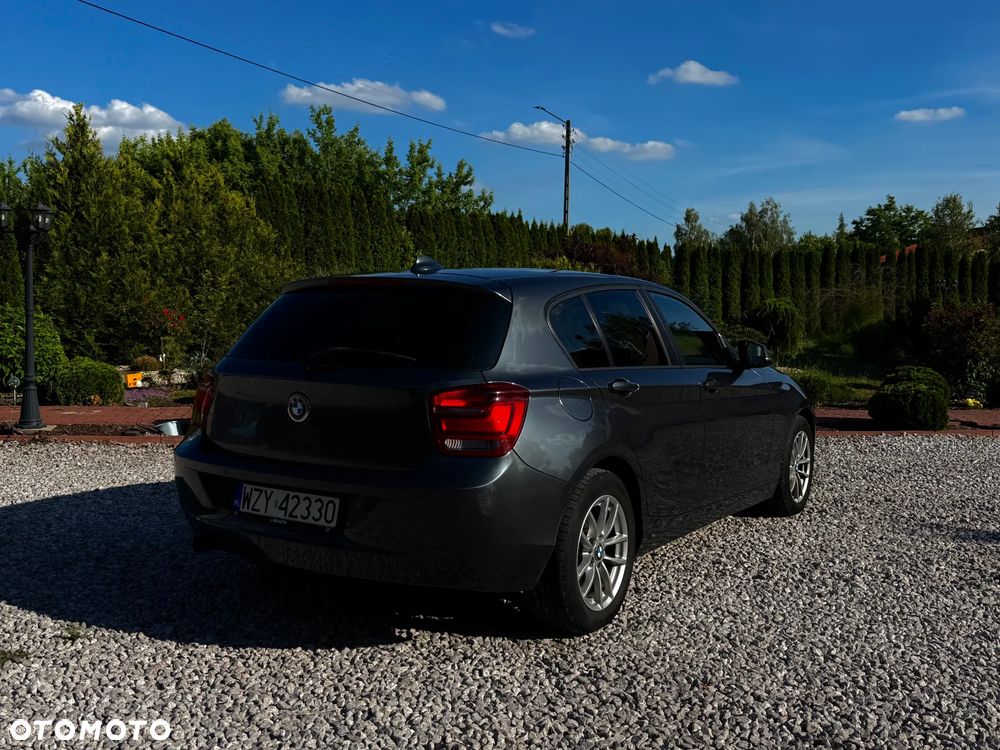 BMW Seria 1 120d Sport Line - 10