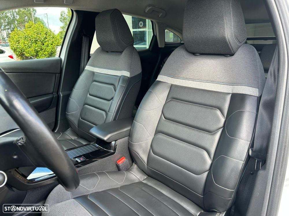 Citroën e-C4 50 kWh Shine - 14