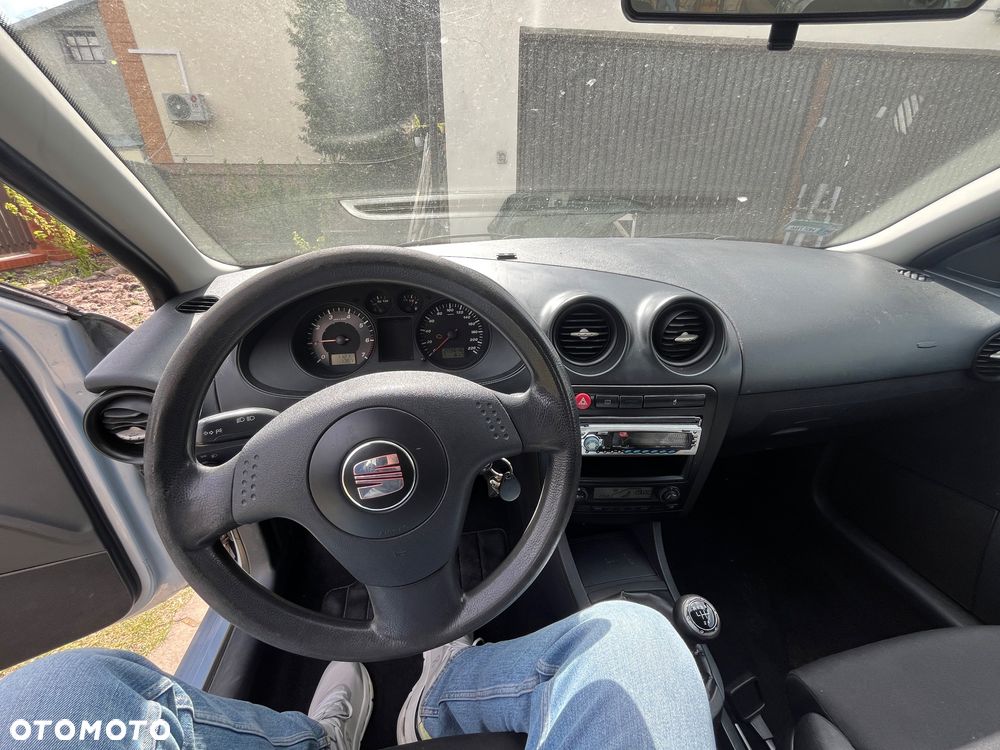 Seat Ibiza 1.4 16V Stella - 11