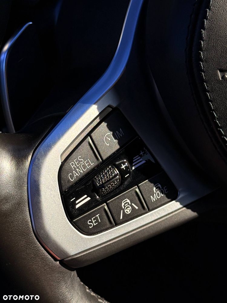 BMW Seria 5 520d xDrive M Sport sport - 36