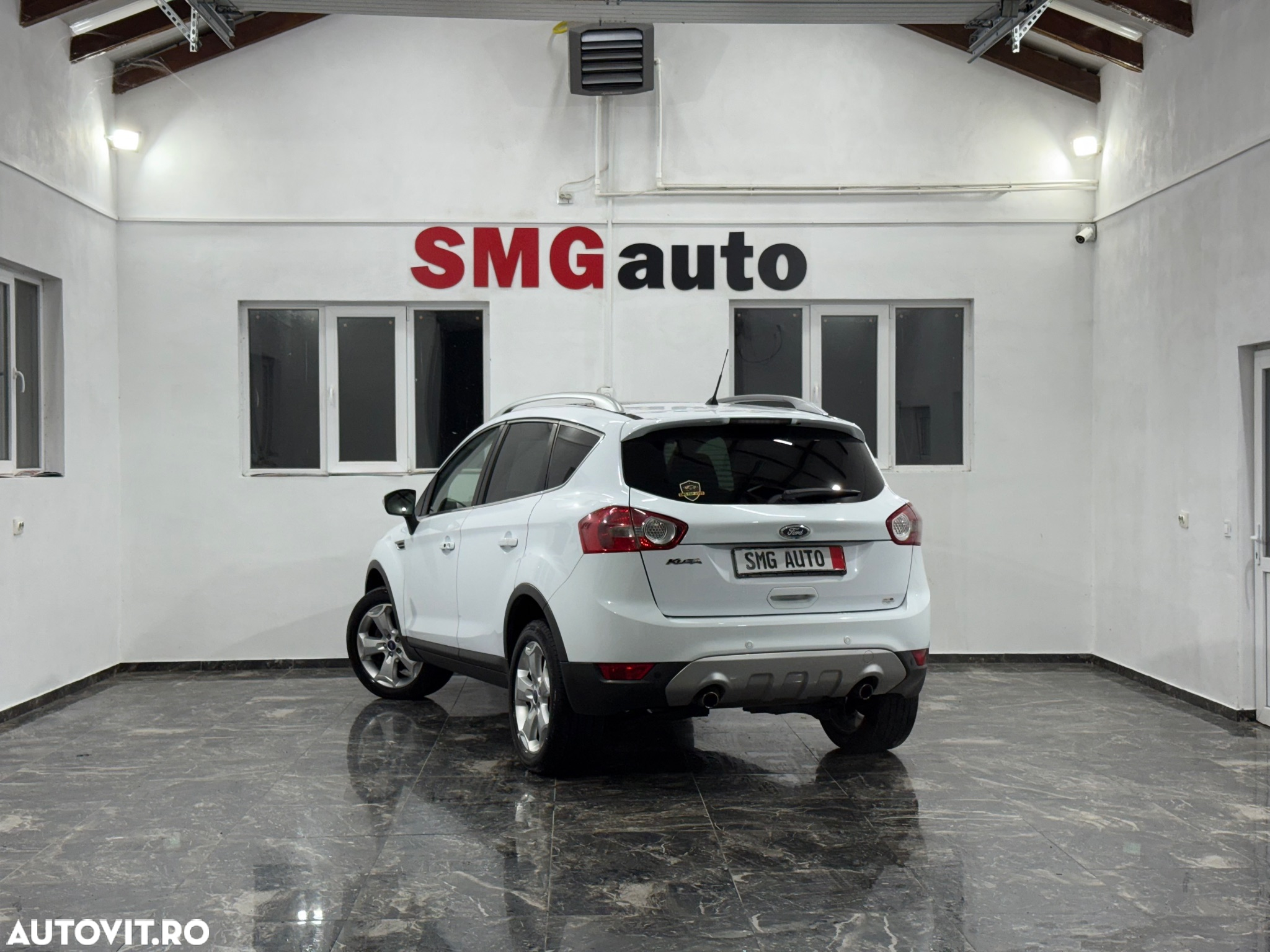 Ford Kuga 2.0 TDCi 4WD Titanium - 4
