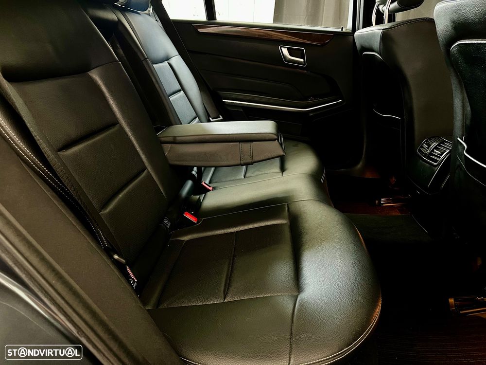 Mercedes-Benz E 300 Bluetec Hybrid Elegance - 14