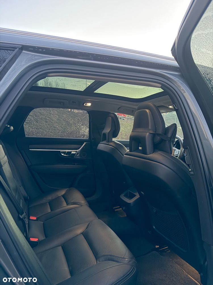 Volvo V90 Cross Country T6 AWD - 19