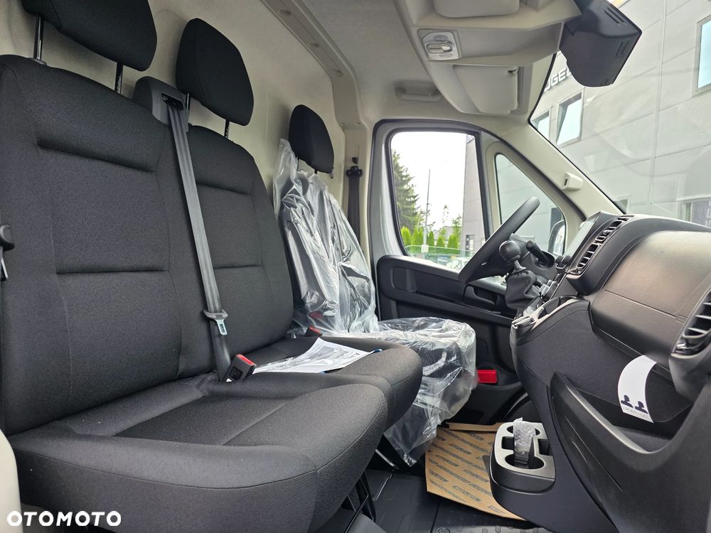 Peugeot BOXER 2,2 140KM L3 H2 3,5T - 15