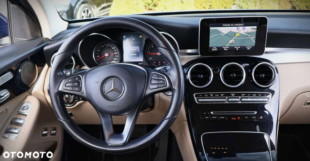 Mercedes-Benz GLC - 13