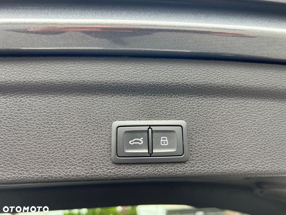 Audi Q3 35 TFSI S tronic S line - 28