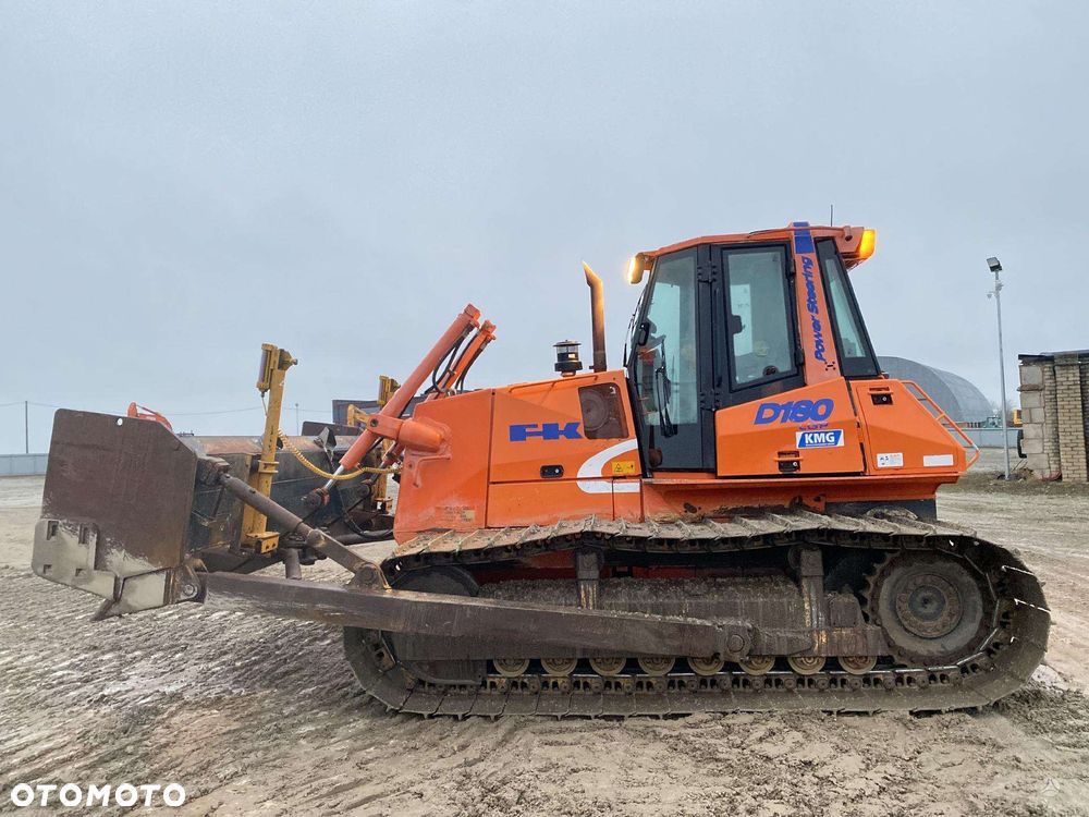 Fiat Kobelco D 180 LGP - 8