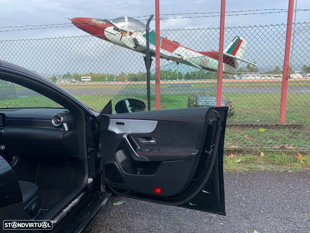 Mercedes-Benz CLA 200 d Shooting Brake AMG Line Aut. - 38