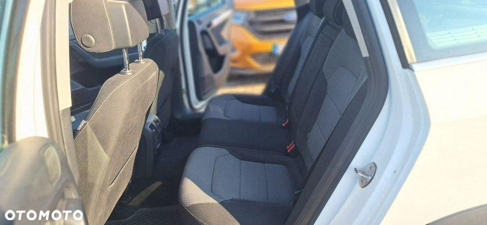 Volkswagen Passat Alltrack - 9